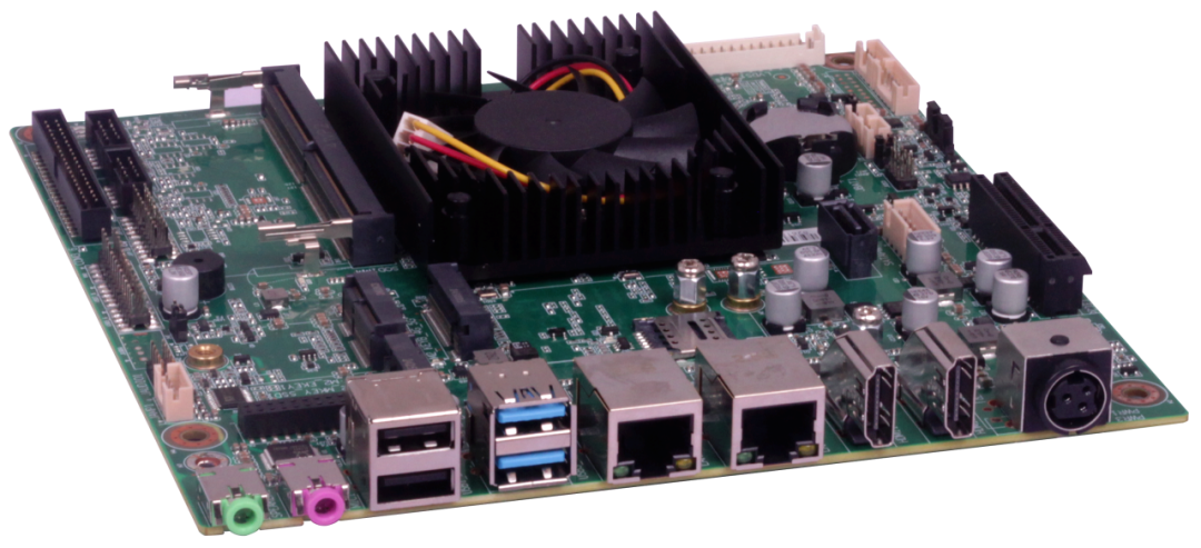 运输车队远程监控管理的利器 MITX-6122物联网边缘计算机